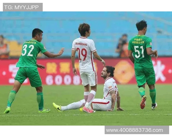 杭州羽毛球队以74分领跑大师赛积分榜展现强劲实力与团队合作精神